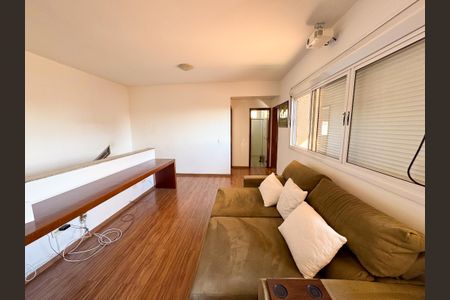 Casa à venda com 300m², 3 quartos e 2 vagas Casa à venda com 300m², 3 quartos e 2 vagasSala 2