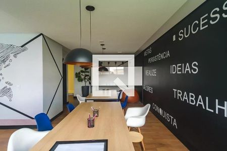 Apartamento à venda com 39m², 1 quarto e sem vagaÁrea comum 