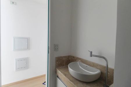 Apartamento para alugar com 93m², 3 quartos e 1 vagaLavabo