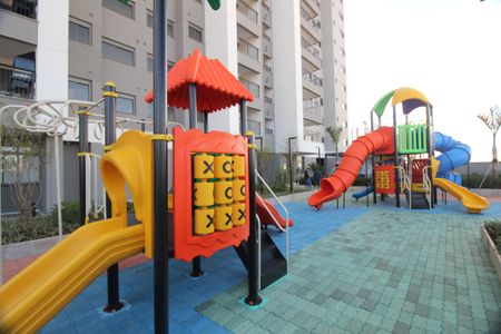 Apartamento para alugar com 93m², 3 quartos e 1 vagaÁrea comum - Playground