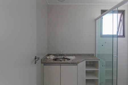 Apartamento para alugar com 93m², 2 quartos e sem vaga Apartamento para alugar com 93m², 2 quartos e sem vagaBanheiro da Suíte