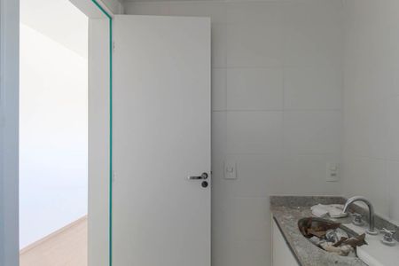 Apartamento para alugar com 93m², 2 quartos e sem vaga Apartamento para alugar com 93m², 2 quartos e sem vagaBanheiro da Suíte