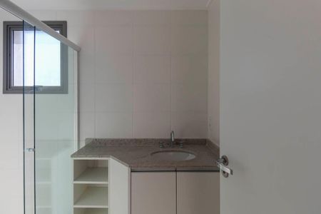 Apartamento para alugar com 93m², 2 quartos e 2 vagas Apartamento para alugar com 93m², 2 quartos e 2 vagasBanheiro da Suíte