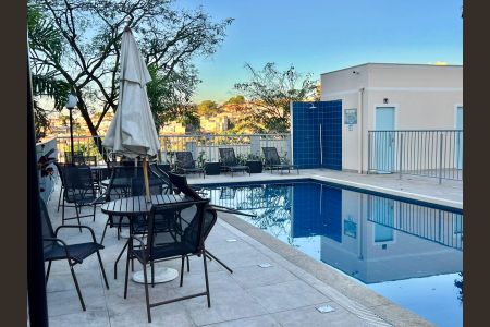 Apartamento à venda com 56m², 2 quartos e 1 vaga Apartamento à venda com 56m², 2 quartos e 1 vagaÁrea comum - Piscina