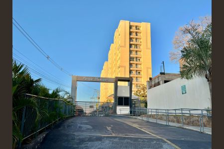 Apartamento à venda com 56m², 2 quartos e 1 vaga Apartamento à venda com 56m², 2 quartos e 1 vagaFachada