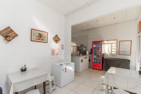 Casa à venda com 90m², 3 quartos e 2 vagasFoto 01