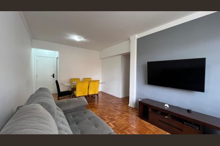 Apartamento para alugar com 100m², 3 quartos e 1 vaga Apartamento para alugar com 100m², 3 quartos e 1 vagaSala de TV