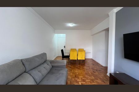 Apartamento para alugar com 100m², 3 quartos e 1 vaga Apartamento para alugar com 100m², 3 quartos e 1 vagaSala de TV