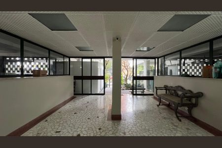 Apartamento para alugar com 100m², 3 quartos e 1 vaga Apartamento para alugar com 100m², 3 quartos e 1 vagaHall de entrada