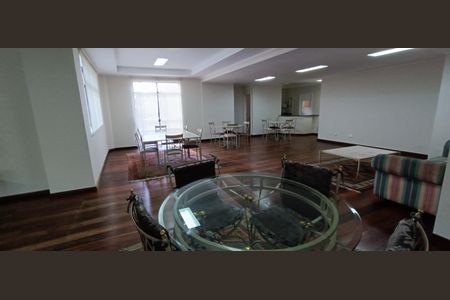 Apartamento à venda com 260m², 3 quartos e 5 vagasÁrea comum - Salão de festas