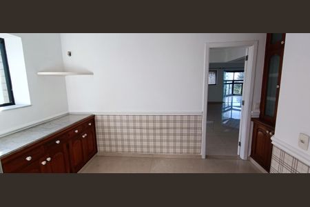 Apartamento à venda com 260m², 3 quartos e 5 vagasCopa