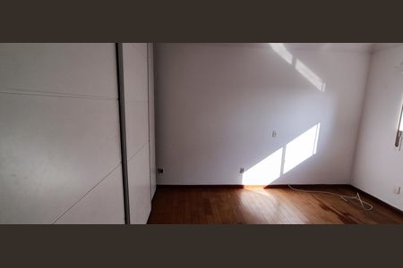 Apartamento à venda com 260m², 3 quartos e 5 vagasSuíte 3