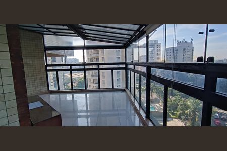 Apartamento à venda com 260m², 3 quartos e 5 vagasVaranda gourmet