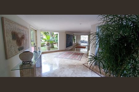 Apartamento à venda com 260m², 3 quartos e 5 vagasHall