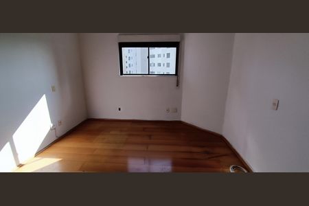 Apartamento à venda com 260m², 3 quartos e 5 vagasSala 2