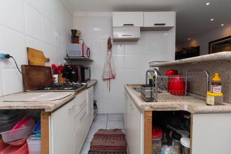 Casa à venda com 142m², 2 quartos e 2 vagas Casa à venda com 142m², 2 quartos e 2 vagasCozinha