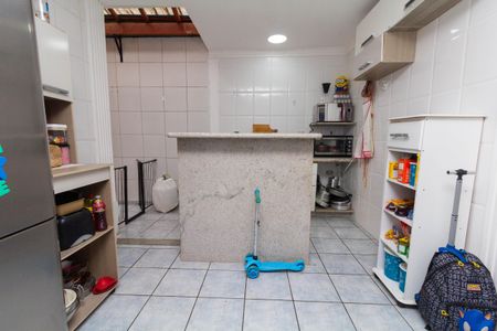 Casa à venda com 142m², 2 quartos e 2 vagas Casa à venda com 142m², 2 quartos e 2 vagasCozinha