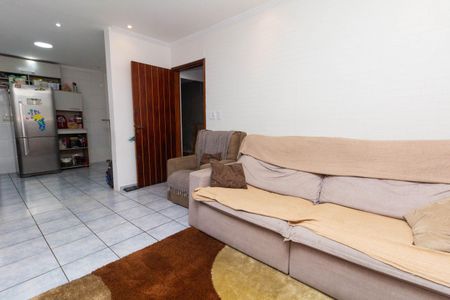 Casa à venda com 142m², 2 quartos e 2 vagas Casa à venda com 142m², 2 quartos e 2 vagasSala