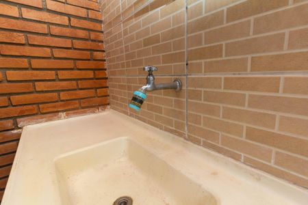 Casa à venda com 142m², 2 quartos e 2 vagas Casa à venda com 142m², 2 quartos e 2 vagasÁrea de Serviço