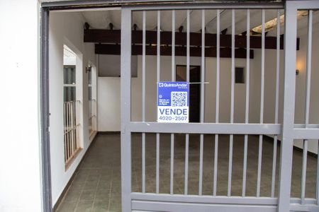 Casa à venda com 130m², 3 quartos e 2 vagas Casa à venda com 130m², 3 quartos e 2 vagasPlaca