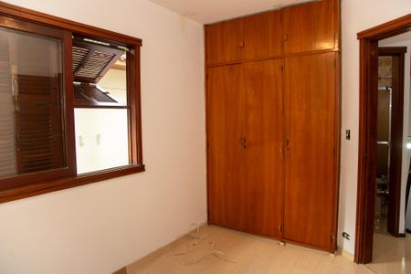 Casa à venda com 130m², 3 quartos e 2 vagas Casa à venda com 130m², 3 quartos e 2 vagasQuarto 3