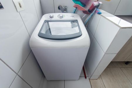 Apartamento para alugar com 55m², 3 quartos e 1 vaga Apartamento para alugar com 55m², 3 quartos e 1 vagaCozinha e Área de Serviço