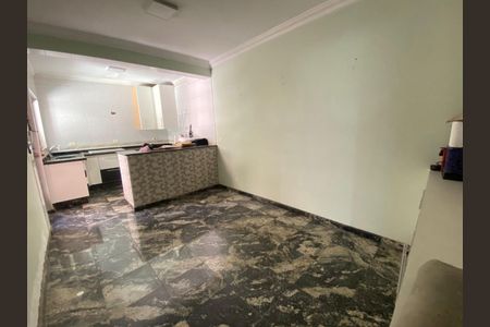 Casa à venda com 300m², 3 quartos e 2 vagas Casa à venda com 300m², 3 quartos e 2 vagasFoto 08