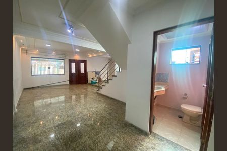 Casa à venda com 300m², 3 quartos e 2 vagas Casa à venda com 300m², 3 quartos e 2 vagasFoto 42