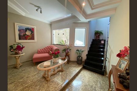 Casa à venda com 300m², 3 quartos e 2 vagas Casa à venda com 300m², 3 quartos e 2 vagasFoto 19