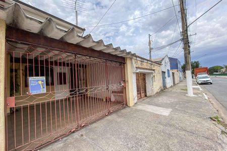 Casa à venda com 280m², 3 quartos e 2 vagasFachada