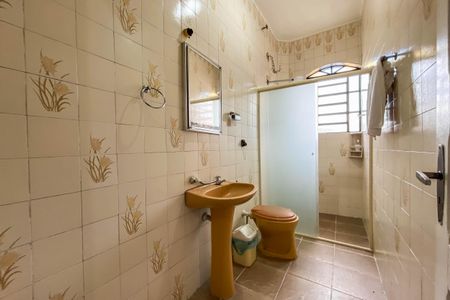 Casa à venda com 280m², 3 quartos e 2 vagasBanheiro Social