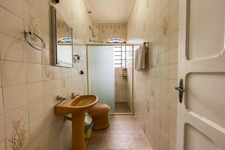 Casa à venda com 280m², 3 quartos e 2 vagasBanheiro Social