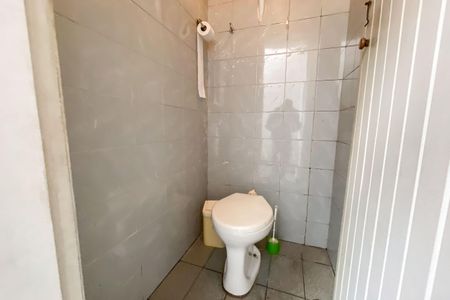 Casa à venda com 280m², 3 quartos e 2 vagasBanheiro de Serviço