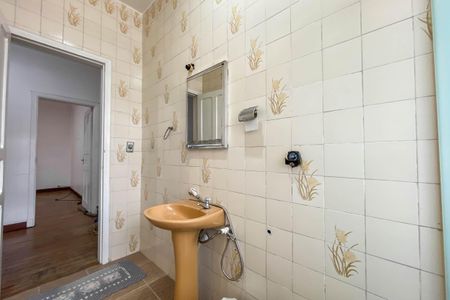 Casa à venda com 280m², 3 quartos e 2 vagasBanheiro Social