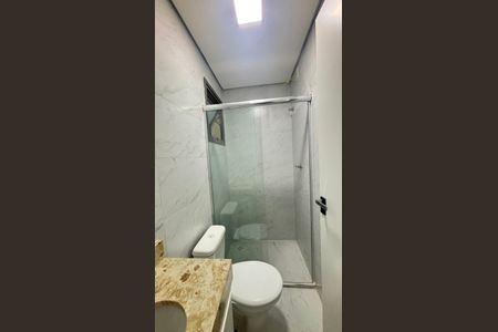 Apartamento à venda com 74m², 2 quartos e 1 vaga Apartamento à venda com 74m², 2 quartos e 1 vagaBanheiro da Suíte