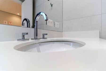 Apartamento à venda com 245m², 4 quartos e 3 vagasBanheiro da Suíte 1