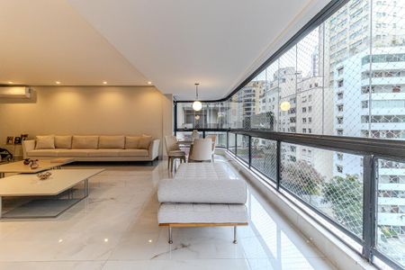 Apartamento à venda com 245m², 4 quartos e 3 vagasSala