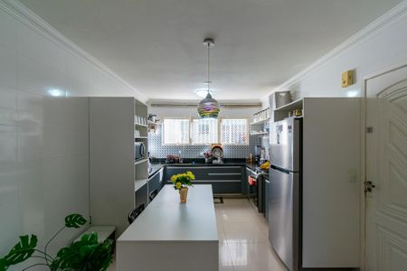 Casa à venda com 177m², 3 quartos e 2 vagasCozinha