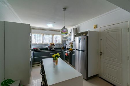 Casa à venda com 177m², 3 quartos e 2 vagasCozinha