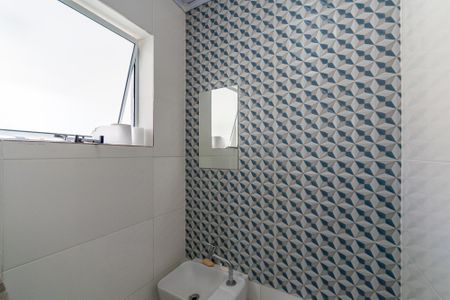 Casa à venda com 177m², 3 quartos e 2 vagasBanheiro de Serviço