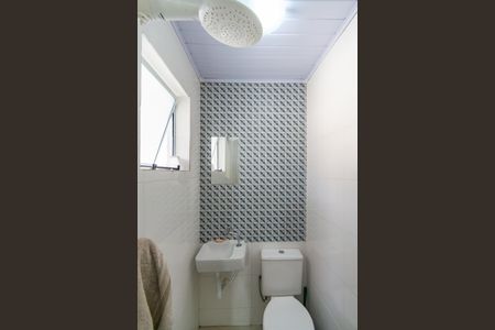 Casa à venda com 177m², 3 quartos e 2 vagasBanheiro de Serviço