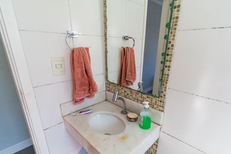 Casa à venda com 177m², 3 quartos e 2 vagasBanheiro da Suíte