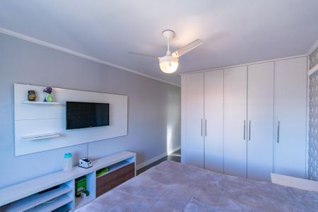 Casa à venda com 177m², 3 quartos e 2 vagasSuíte