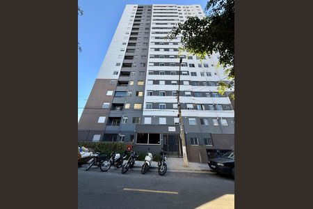 Apartamento para alugar com 38m², 2 quartos e 1 vaga Apartamento para alugar com 38m², 2 quartos e 1 vagaFachada