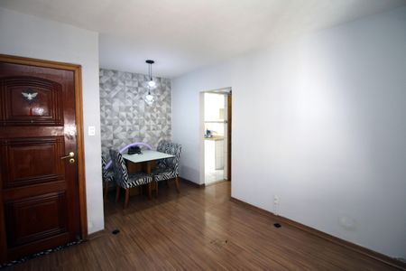 Apartamento à venda com 74m², 3 quartos e 2 vagasSala