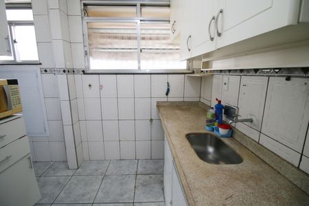 Apartamento à venda com 74m², 3 quartos e 2 vagasCozinha