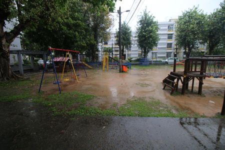 Apartamento à venda com 74m², 3 quartos e 2 vagasÁrea comum - Playground