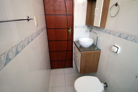 Apartamento à venda com 74m², 3 quartos e 2 vagasBanheiro