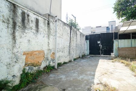 Casa à venda com 400m², 2 quartos e 5 vagasGaragem e quintal
