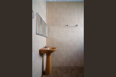 Casa à venda com 400m², 2 quartos e 5 vagasBanheiro